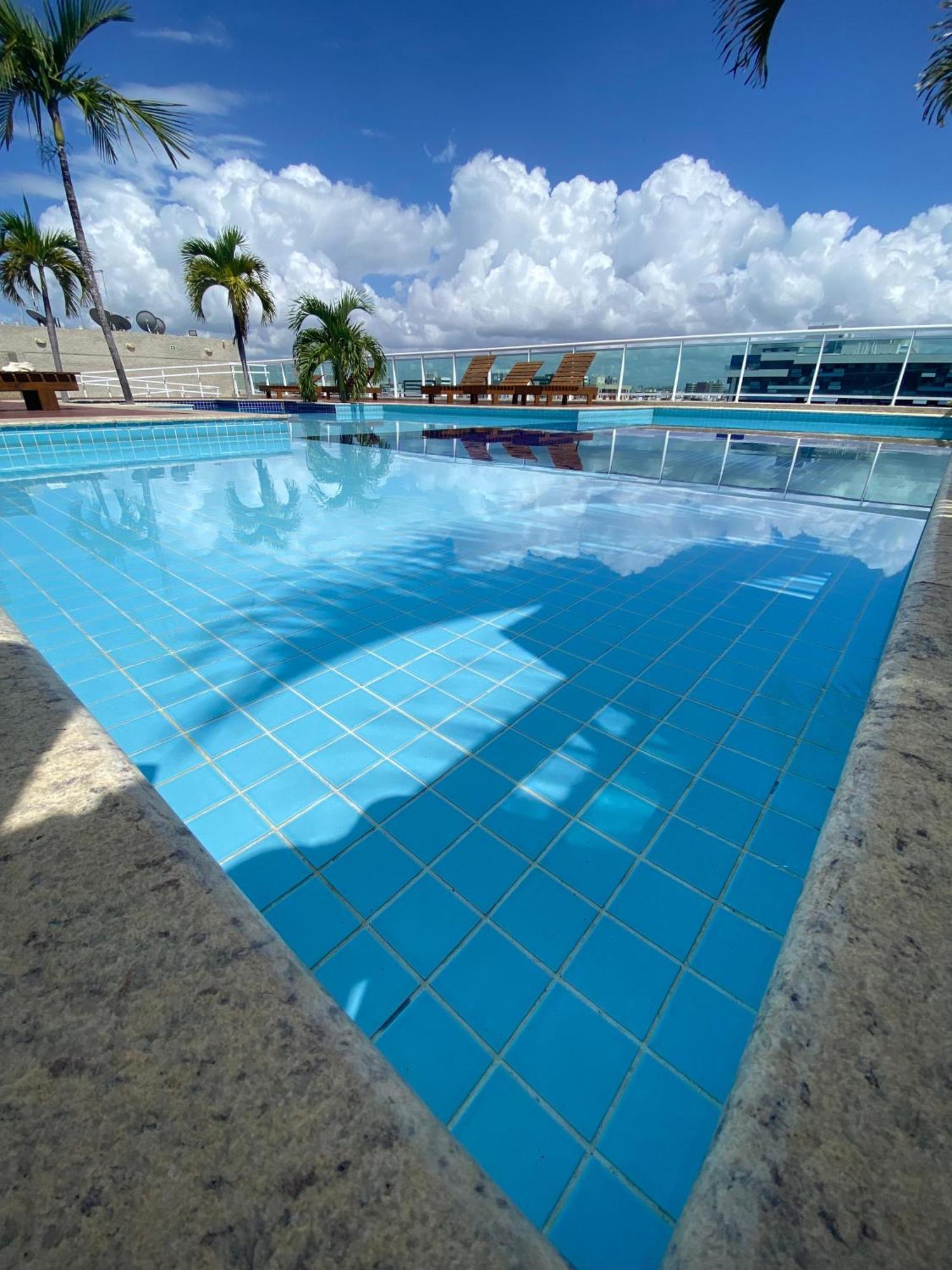 Beira-mar Aconchego - Piscina, Ar Condicionado, Garagem, Churrasqueira, Otima Localizacao Apartamento Maceió